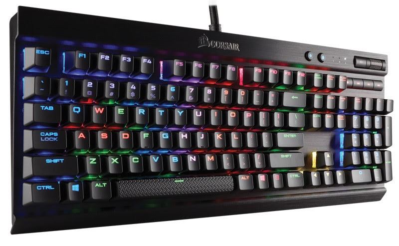 Corsair、K70 および K65 Rapidfire メカニカル キーボードを発表