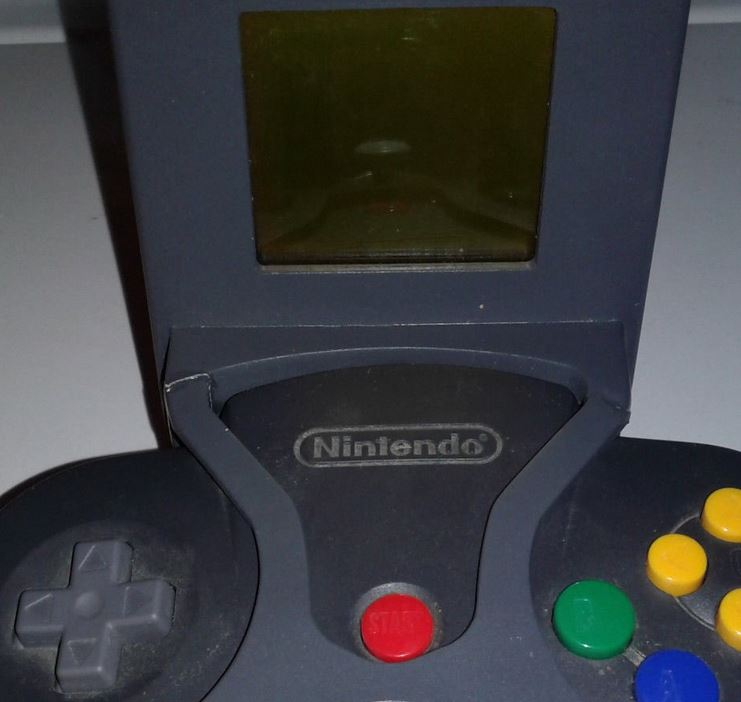 ファンがスクラップになったNintendo 64周辺機器を発見、セガがVMUを開発するきっかけとなった