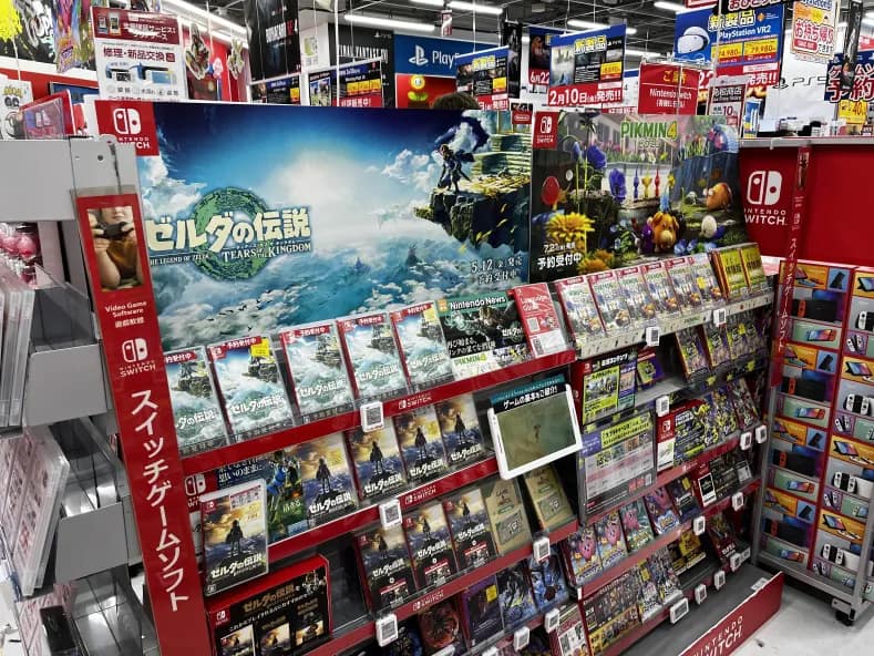 日本のゲーム業界が従業員を解雇せずに給料を上げる理由はここにある